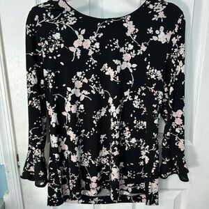 Karl Lagerfeld blouse/top with 3/4 length sleeves medium